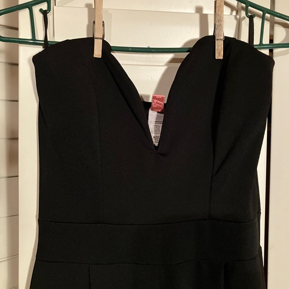 Coco Avante (US brand) strapless jumpsuit in black . Size L - Picture 3 of 5
